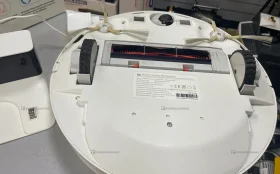 Купить Пылесос Mi Robot Vacuum-Mop Essential б/у , в Санкт-Петербург Цена:3500рублей