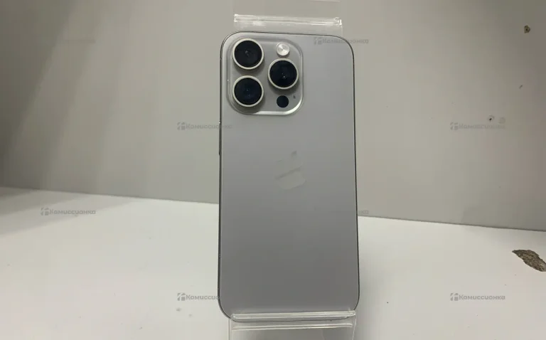 Apple iPhone 15 Pro 8/256 ГБ