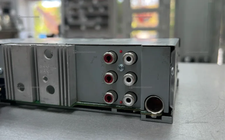 Автомагнитола Kenwood KMM-304Y