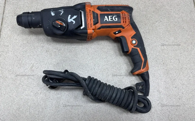 Перфоратор AEG KH 24 IE