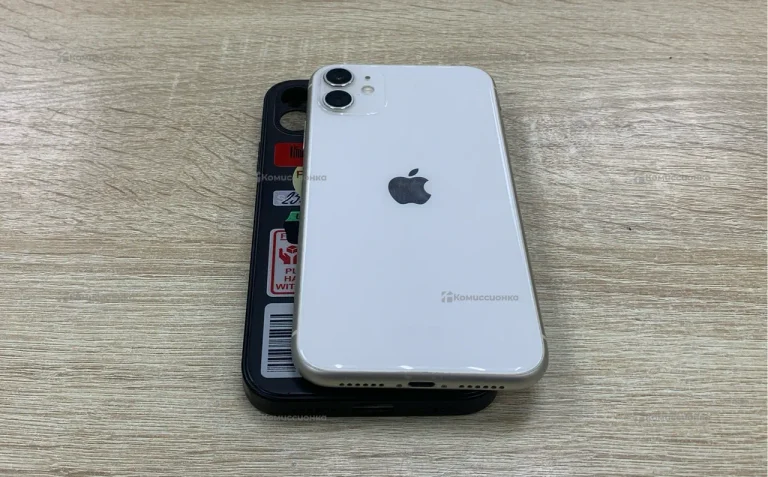 Apple iPhone 11 4/128 ГБ