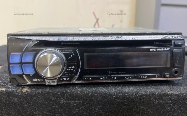 Автомагнитола  alpine CDE-102RI