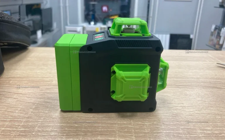 невелир Padwafol