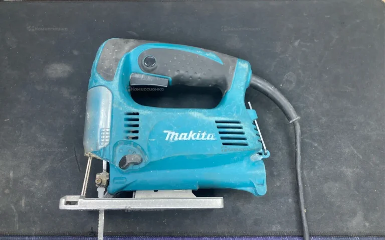 Электролобзик makita 4329