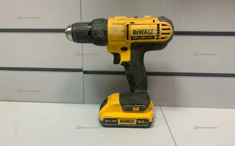 Шуруповерт Dcd771d2-ks