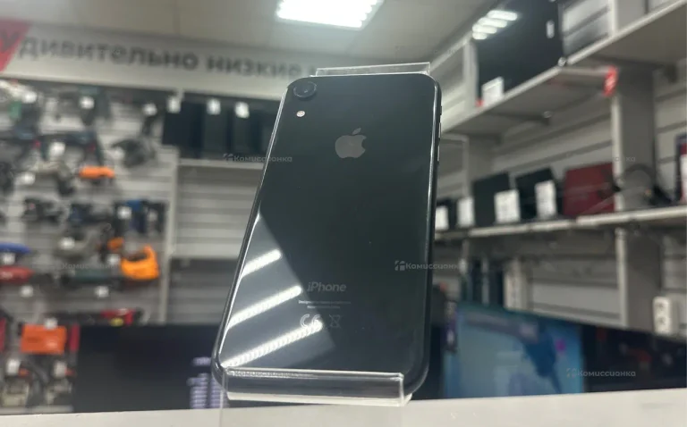 Apple iPhone XR 3/64 ГБ