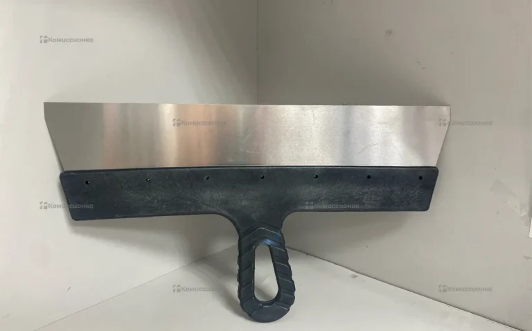 шпатель фасадный.