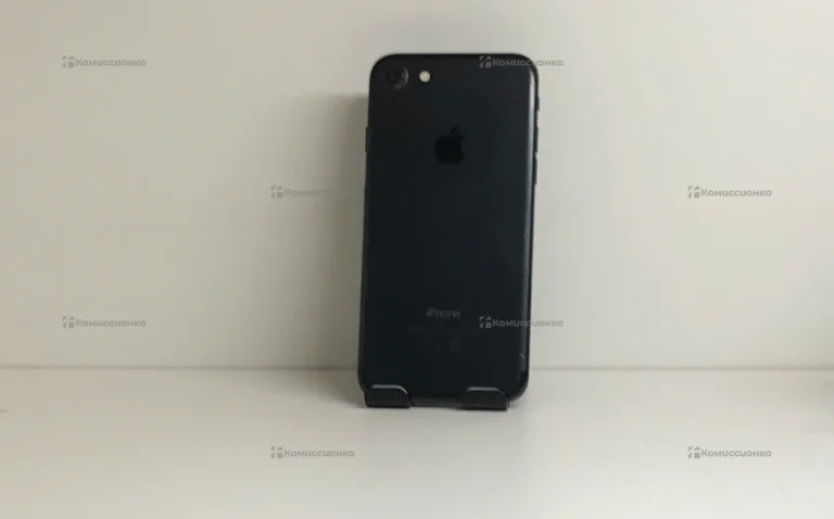 Apple iPhone 7 2/32 ГБ