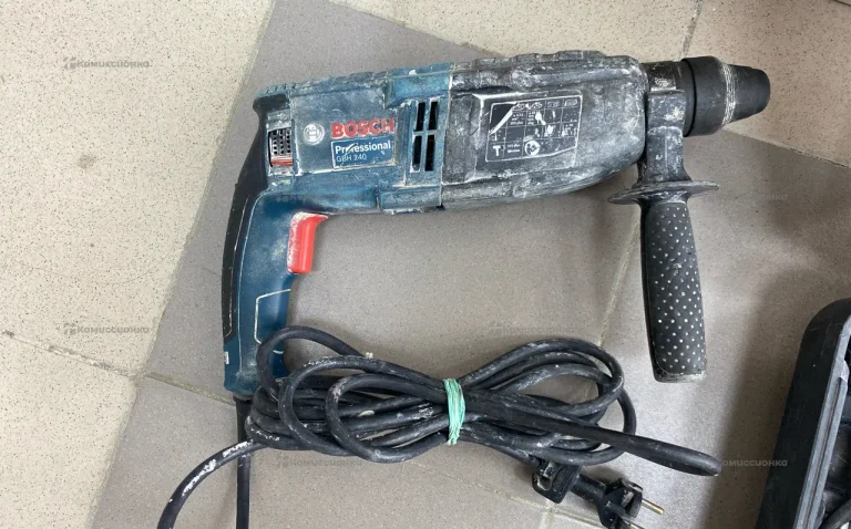 Перфоратор Bosch GBH 240