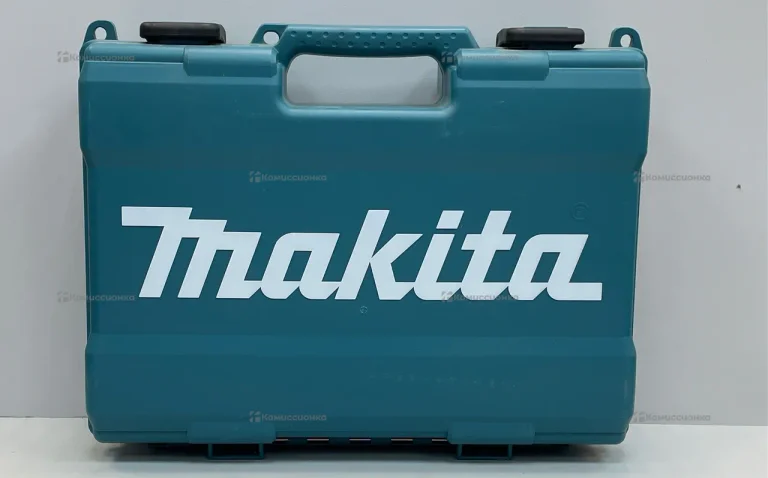 Аккумуляторная дрель-шуруповерт Makita DF333DWAE