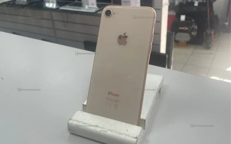 Apple iPhone 8 2/64 ГБ