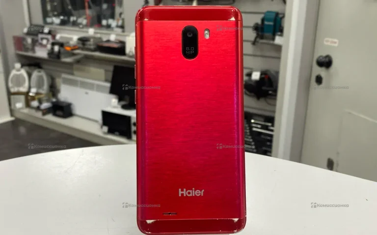 Haier Alpha A4 Lite 1/8 ГБ