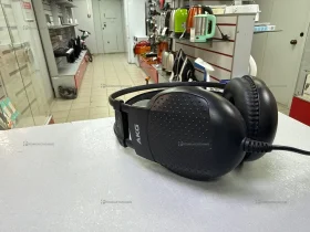 Наушники  AKG