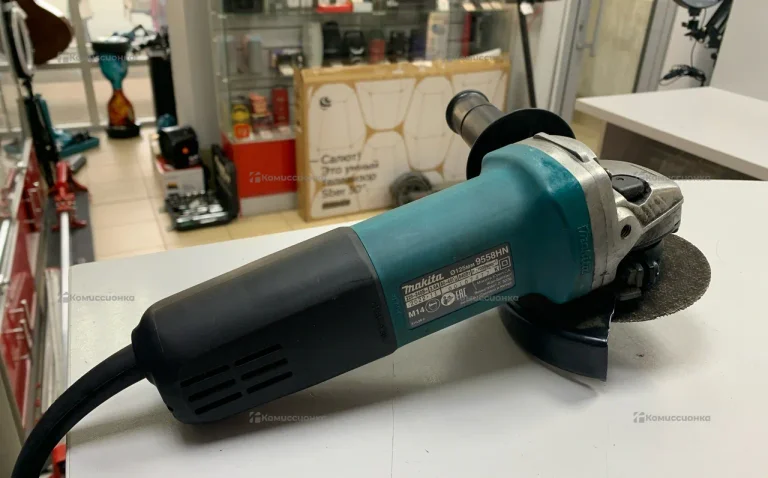 УШМ Makita 9558HNR