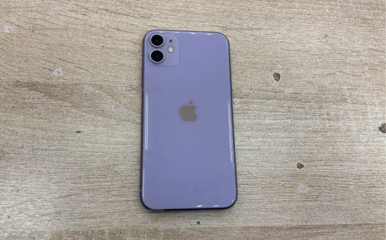 Apple iPhone 11 4/64 ГБ