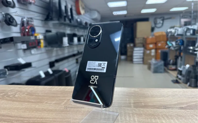 Huawei nova 13 12/256 ГБ