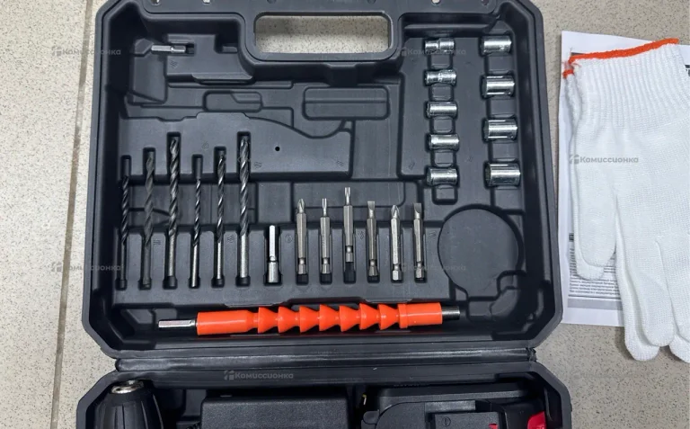 Шуруповерт MAKITA 48V