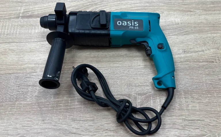 Перфоратор Oasis PR-65