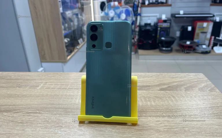 Infinix Hot 12i 4/64 ГБ