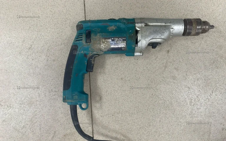 Дрель makita HP2070