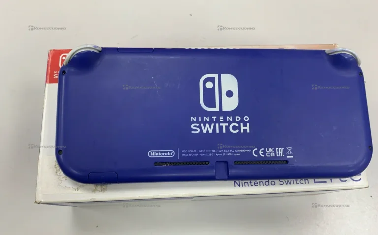 Приставка Nintendo switch lite