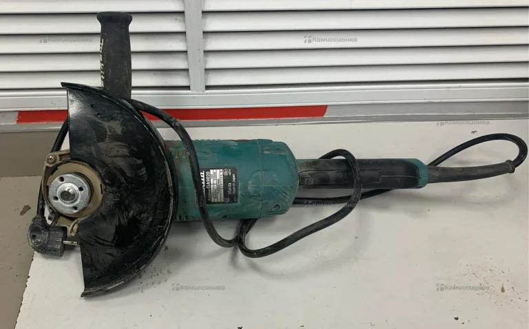 УШМ Makita GA9020 2100w
