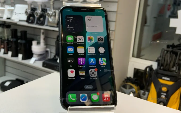 Apple iPhone XR 3/64 ГБ