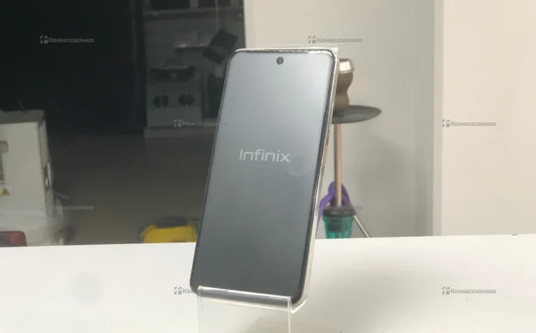 Infinix Hot 40i 8/256 ГБ