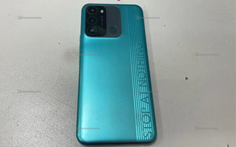 Tecno Spark 8C 3/64 ГБ