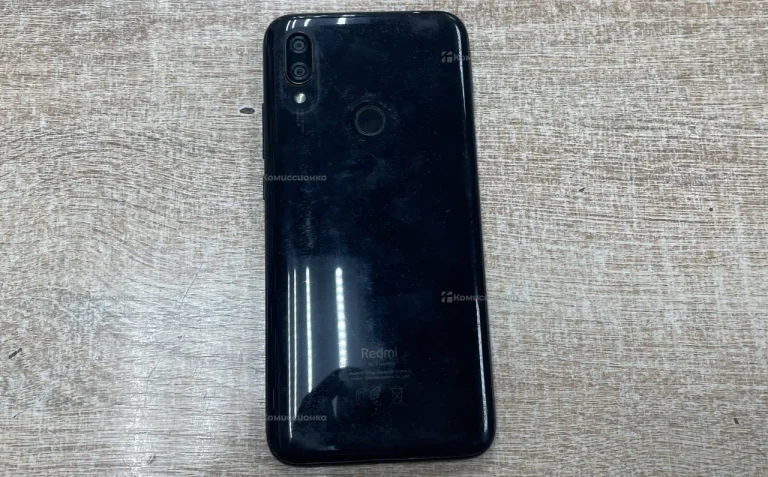 Xiaomi Redmi 7 3/32Gb
