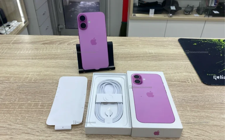 Apple iPhone 16 8/256 ГБ