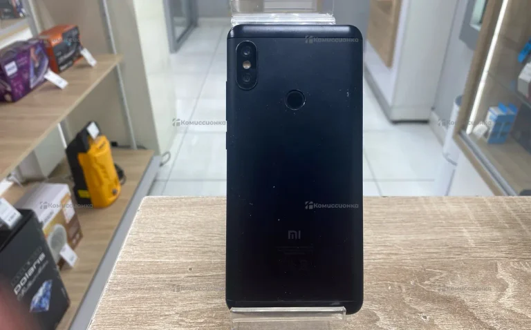Xiaomi Redmi 5 Plus (Redmi Note 5) 3/64 ГБ
