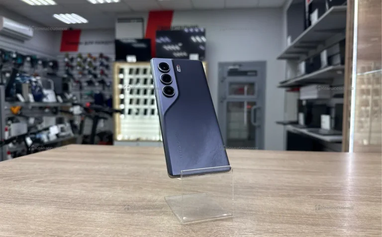 Tecno Camon 40 Pro 8/256 ГБ