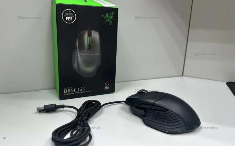 Мышь Razer Basilisk