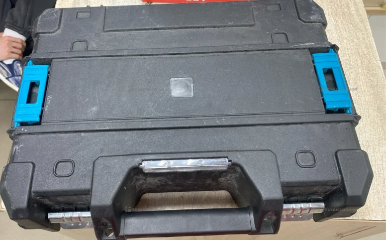 лазерный уровень 3D-4d makita