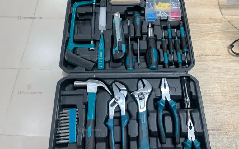 Набор из 23 предметов