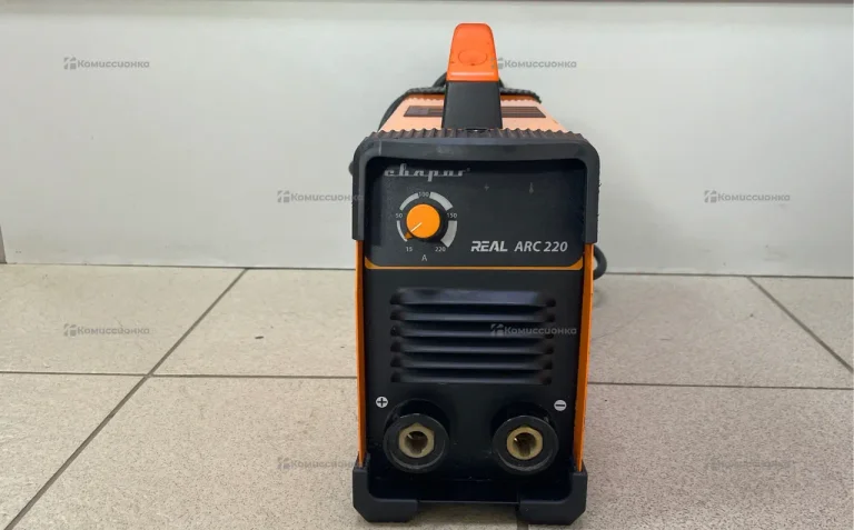 Сварочный аппарат Сварог REAL ARC 220 (Z243)