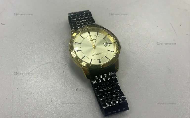 Часы  Casio
