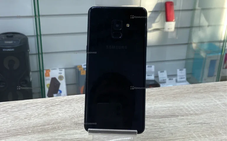 Samsung Galaxy A8+ (2018) 4/64 ГБ