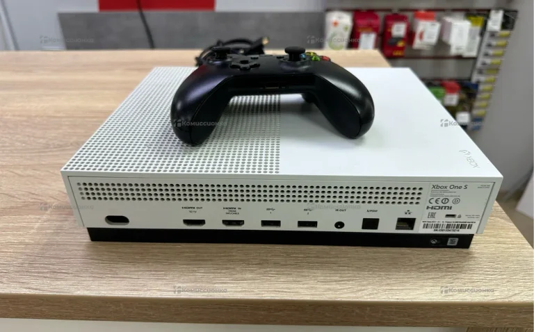 Приставка Xbox One S 500 ГБ
