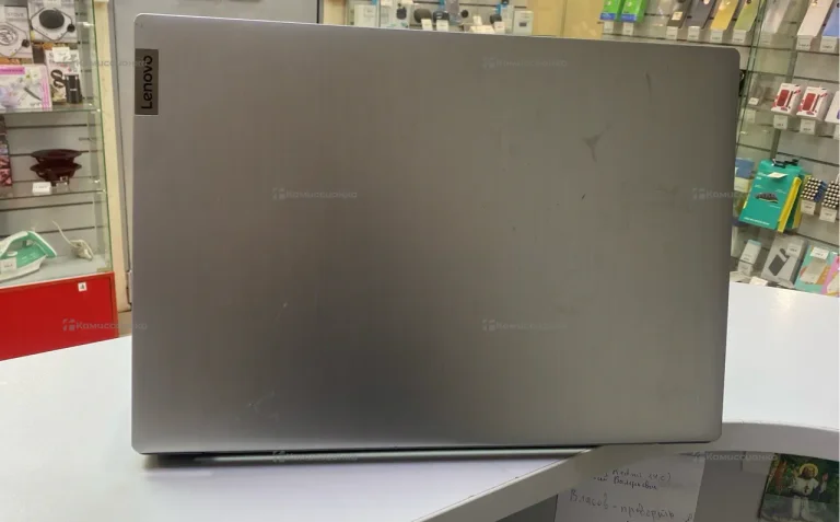 Ноутбук  Lenovo