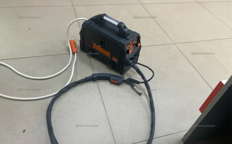 Сварочный полуавтомат Vniissok MIG-205