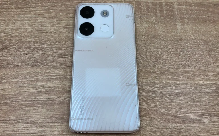 Infinix Smart 7 3/64 ГБ