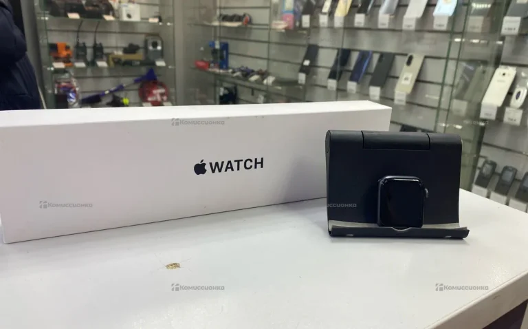 Часы  Apple Watch SE 40mm
