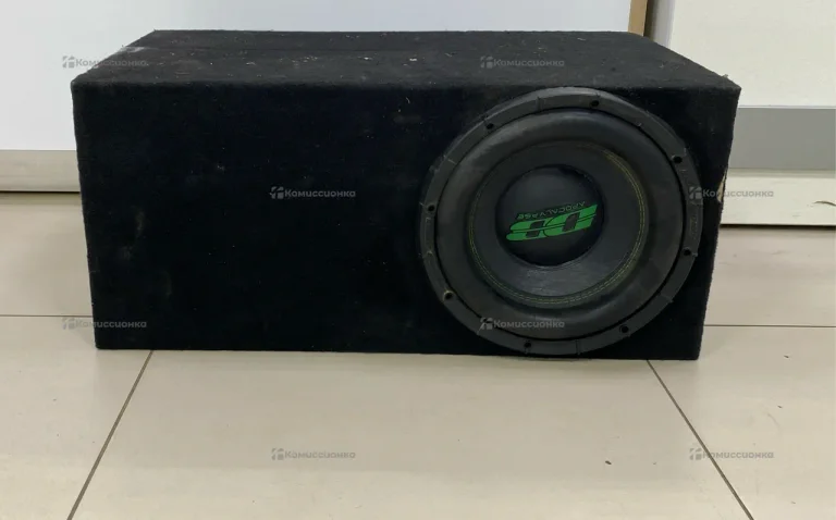 Сабвуфер Deaf Bonce DB-SA2612 D2