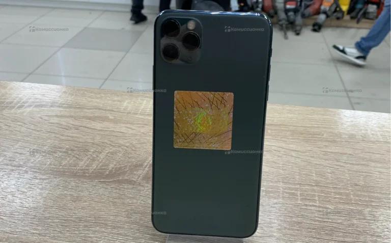 Apple iPhone 11 Pro Max 4/256 ГБ