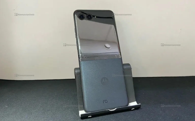 Motorola Razr 40 Ultra 12/256 ГБ