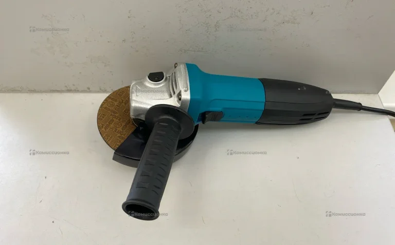 УШМ Makita  9558 HN Rep