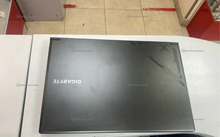 Ноутбук Gigabyte g6x