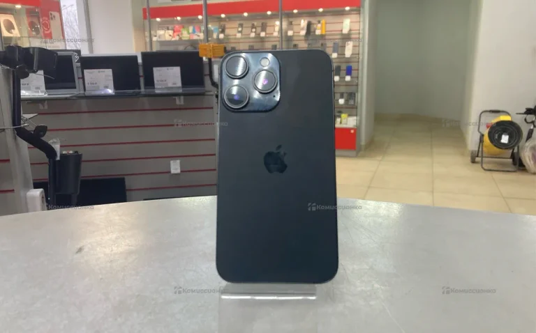 Apple iphone XR 128 в корпусе 16 pro.